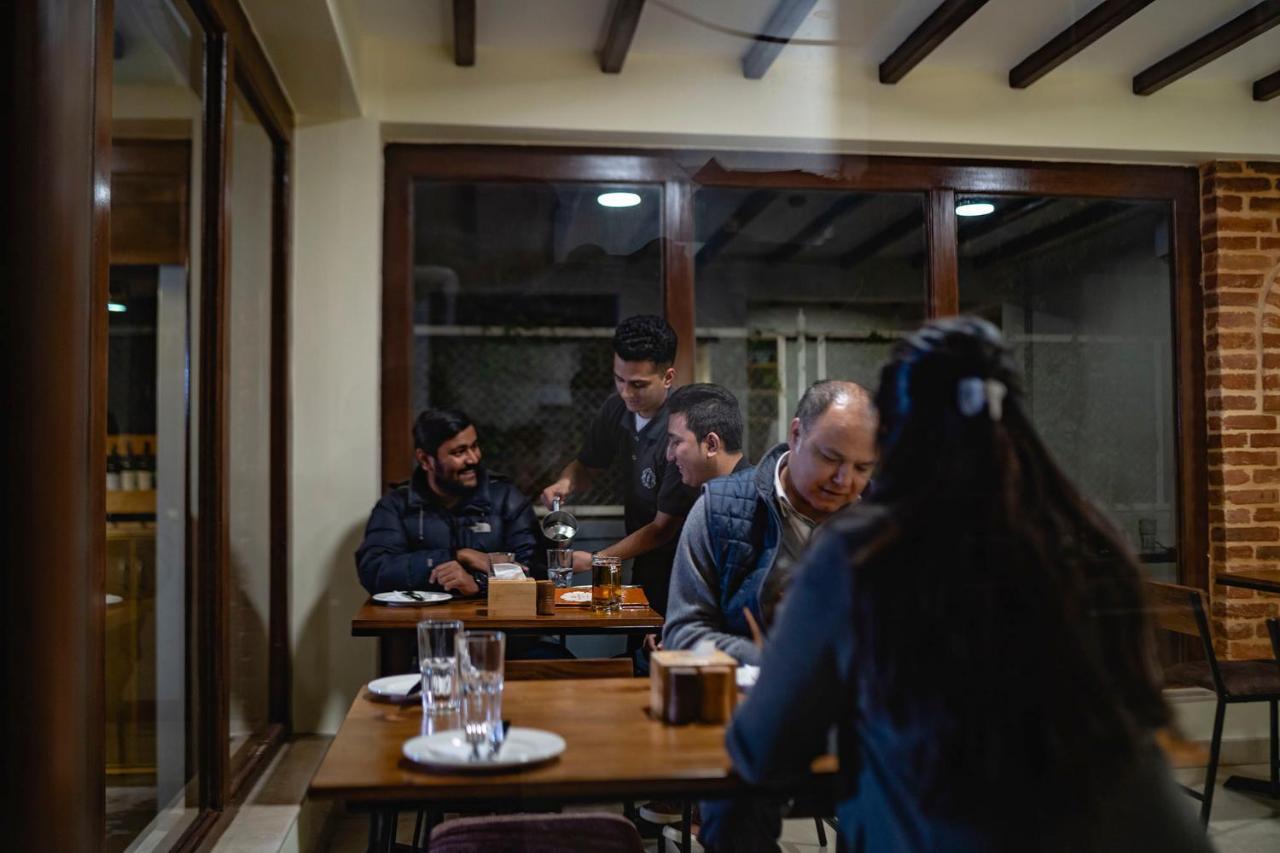 Traditional Stay - A Boutique Hotel Lalitpur Bagian luar foto